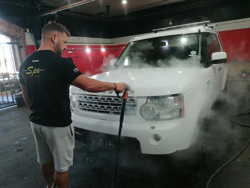 Spa Valet Centre Carwash - Photo 2